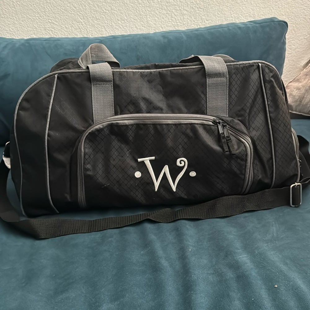 Thirtyone-All Packed Duffel,black. Used in great shape, with shoulder strap